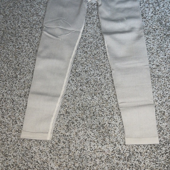 Calvin Klein Performance Ribbed Leggings size Medium - Picture 8 of 13